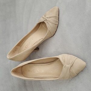 🆕️ ALDO Beige Genuine Suede Leather Knotted Detail Pointed Toe Heels SIZE: 5 US